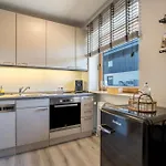 Apartment Time 2 Sea