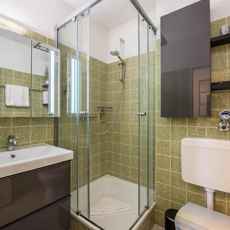 Time 2 Sea Apartment